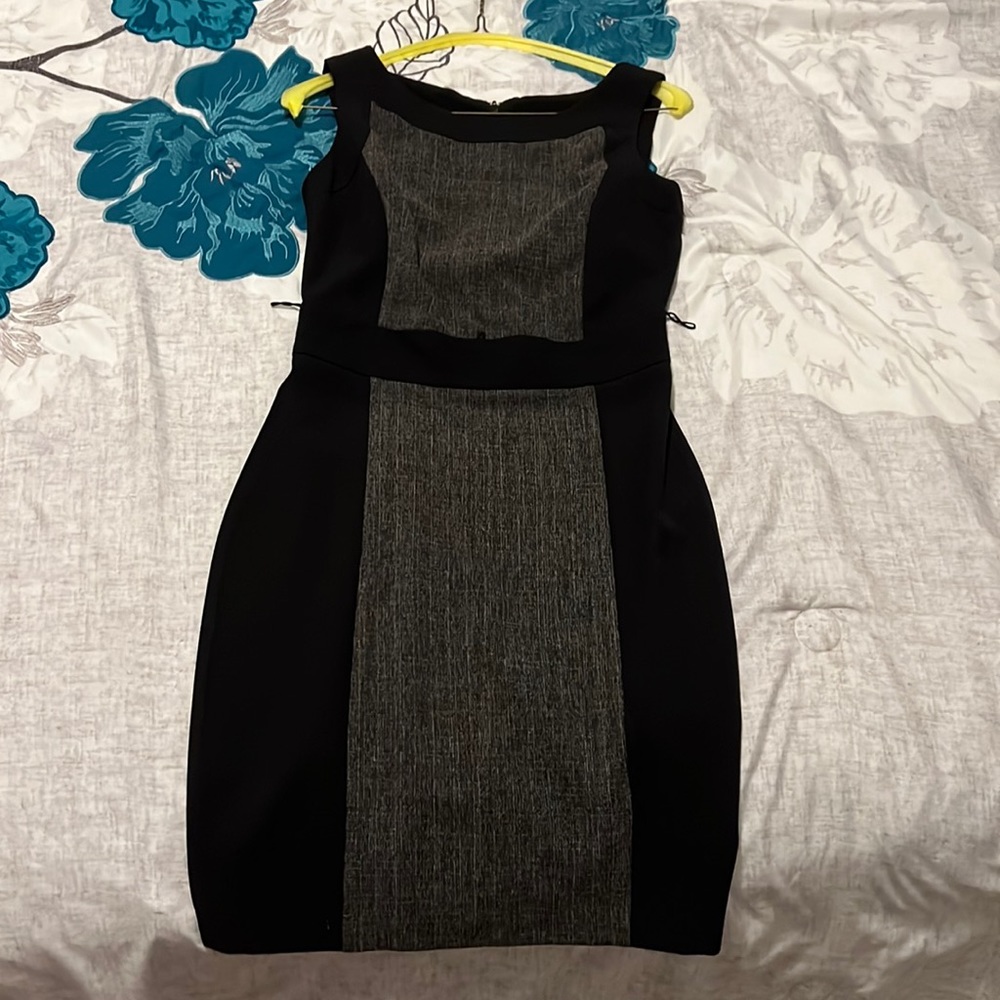 Work dress, or good for conference or meeting. Or job interview